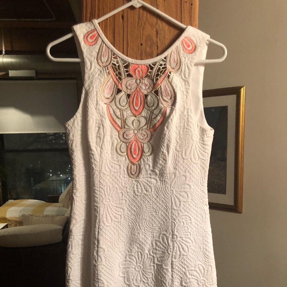 White Lilly mini dress, only worn once!